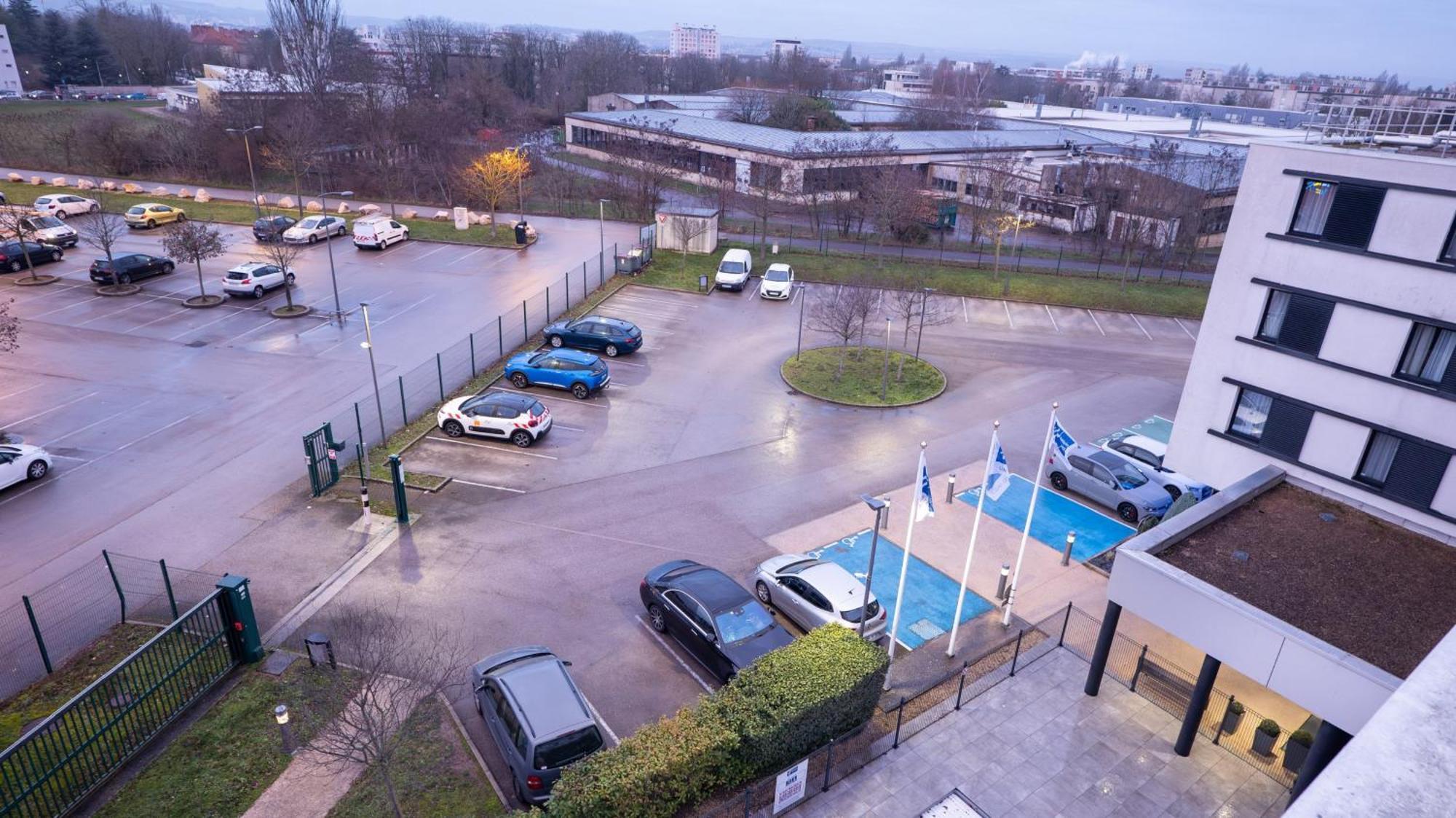 Holiday Inn Express Dijon, An Ihg Hotel Saint-Apollinaire  Exterior photo